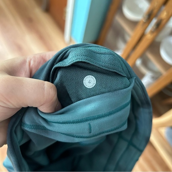 Lululemon Invigorate HR Crop 23” Tight Forest Shibori Graphite Grey Desert Teal - Picture 6 of 7